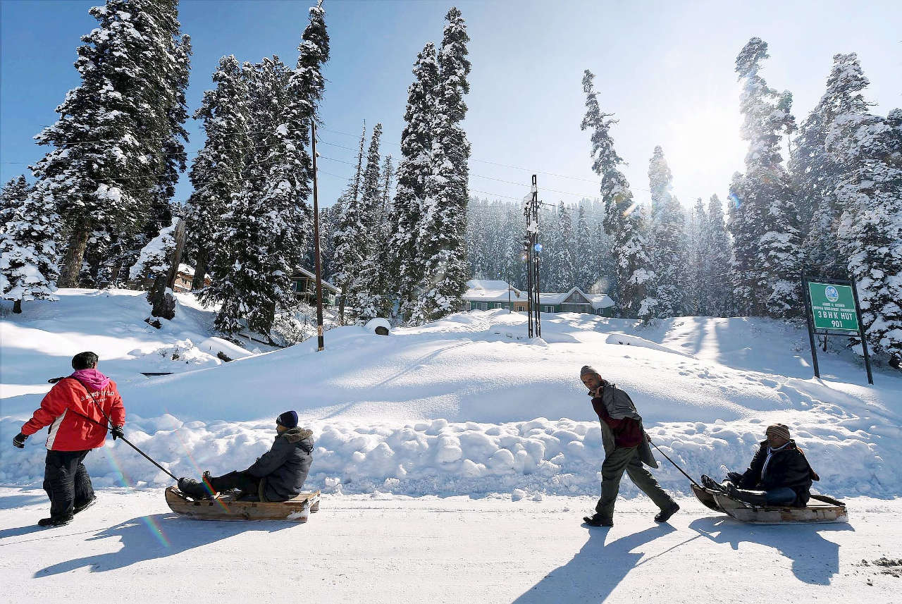 Skiing at Gulmarg